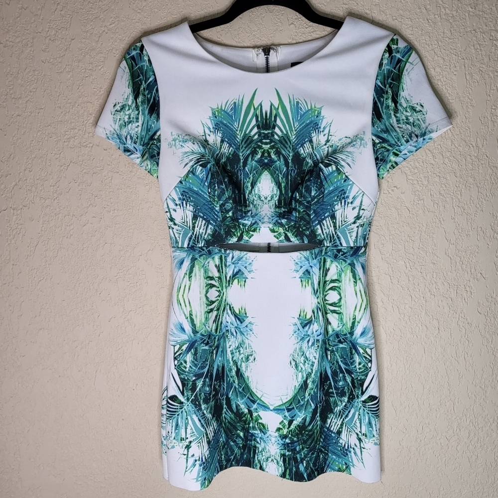 Rise Of Dawn Tropical Palm White and Green Cutout Dress Altered Size X-Small
